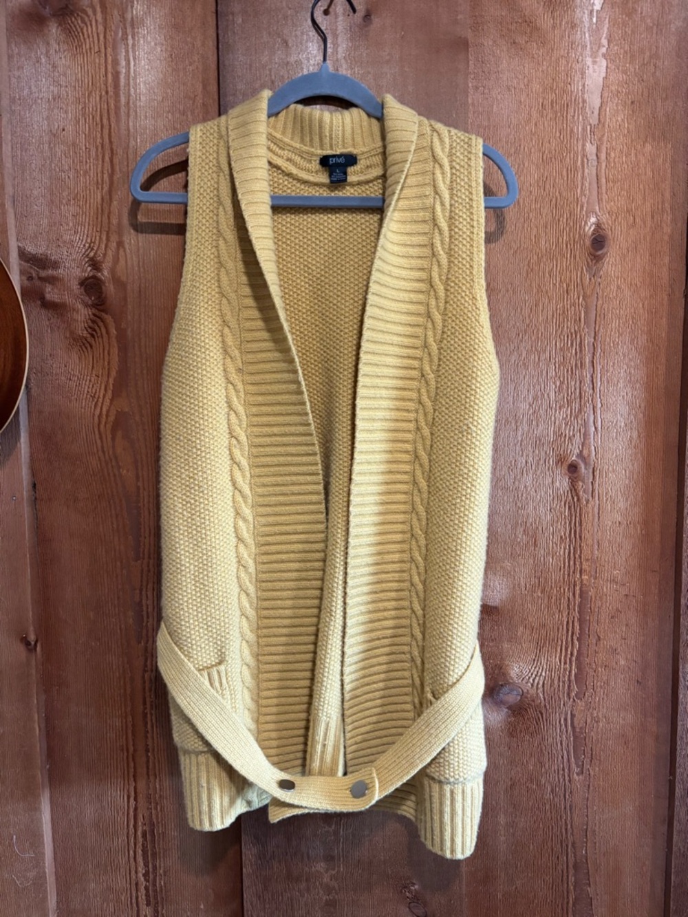 Privé 70% Wool 30% Cashmere Yellow Cable Knit Belted Cardigan Vest Large